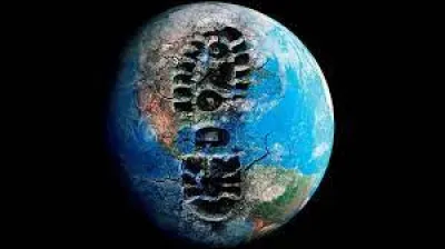 Pour quel documentaire prête-t-il sa voix en 2011 ?