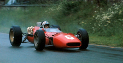Cet Anglais a été pilote pour Ferrari de 1963 à 1966 : pilote complet, reconnu pour ses talents de metteur au point, il a remporté 4 grands prix et un titre de champion du monde en 1964, plusieurs courses en sport-prototypes avec la 250 P, la 330 P2 et la P3. C'est ...