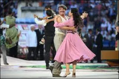 Lors du spectacle de la cérémonie d'ouverture de la Coupe du monde de Rugby en France en 2023, quel personnage incarne-t-il ?