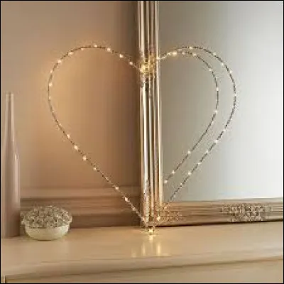 Quel roi de France était surnommé "Le Bien-Aimé ?