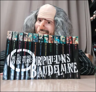 La série de livres sur les orphelins Baudelaire a été publiée de 2002 à ... (version française).