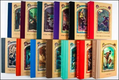 De combien de chapitres se compose un livre des ''Désastreuses Aventures des orphelins Baudelaire'' ?