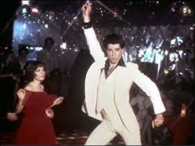 Quel groupe a composé la musique ''Saturday Night Fever'' du film '' La Fièvre du samedi soir '' ?