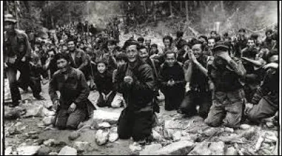 Pour combien d'années le Parlement élit-il le Président ?