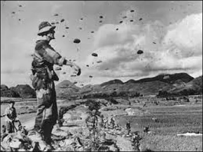 Durant combien d'années Choummaly Sayasone est-il resté au pouvoir ?