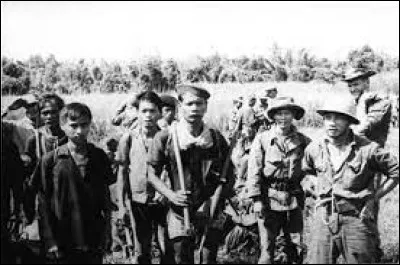 En quelle année la zone spéciale de Xaysomboun a-t-elle été dissoute ?