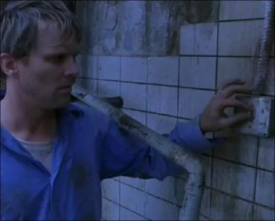 Quelle lettre apparat lorsque l'on ferme la lumire ?