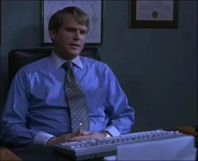 Quel est le mtier de Lawrence Gordon, jou par Cary Elwes ?