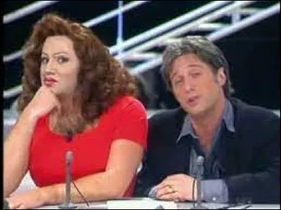 Dans l'émission ''Nulle part ailleurs'', quel top model parodie-t-il aux côtés d'un Antoine de Caune, déguisé en Richard Gere ?