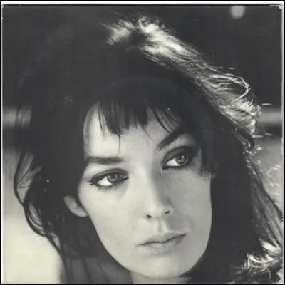 Quel est le prénom de madame Laforêt ?