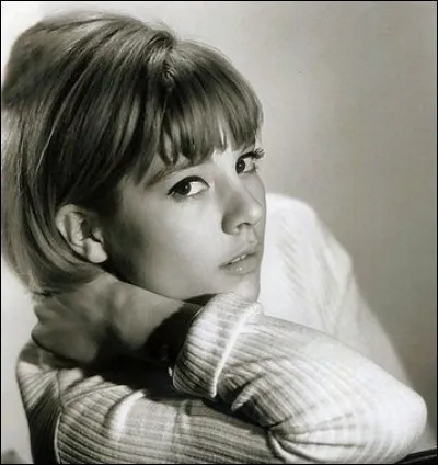 Qui est cette chanteuse d'origine bulgare ?