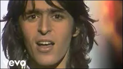 Quel titre a lancé sa carrière en solo en 1981 ?