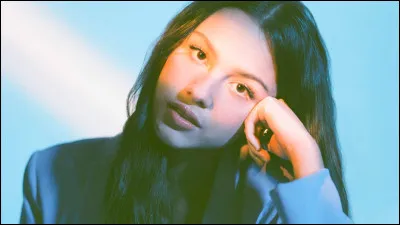 Qui est l'une de ses amies célèbres ?