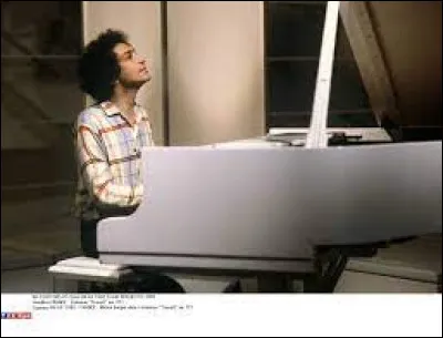 Pour qui a-t-il écrit la chanson ''Les Girafes'' ?