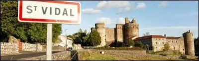 Nous terminons cette balade à l'entrée de Saint-Vidal. Village de l'aire d'attraction Ponote, il se situe dans le département ...