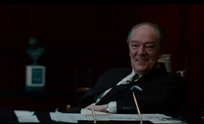 Michael Gambon a joué dans un film de Michael Mann, qui est un thriller sorti en 2000 (en France). Dans ce film, on voit aussi Al Pacino, Russell Crowe et Christopher Plummer. Comment s'appelle-t-il ?