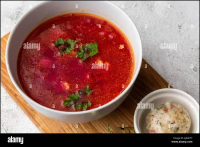 Quel légume est l’ingrédient principal du bortsch ?