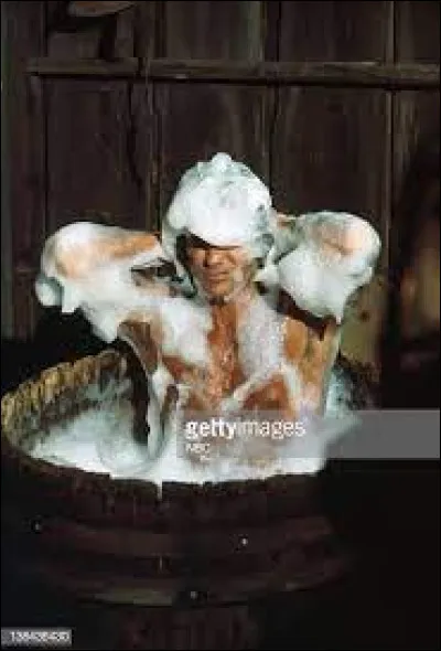 Qui est surnommé la vipère de Walnut Grove ?