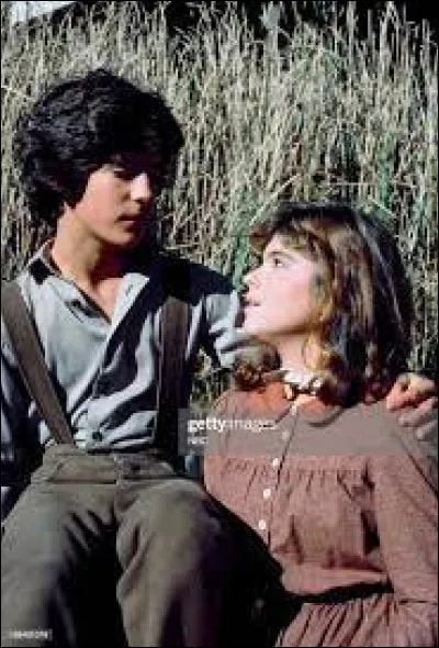 Albert est tombé successivement amoureux de trois jeunes filles, quels sont leurs prénoms ?