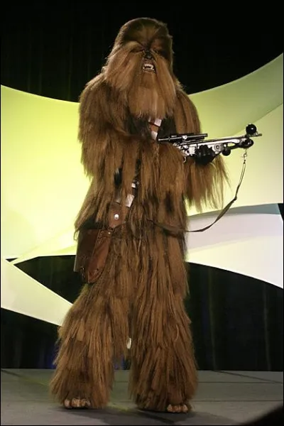 Dans ''Star Wars'', de quelle race est Chewbacca ?