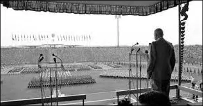 Ce 1er septembre, le général de Gaulle prononce un discours à Phnom Penh, capitale du Cambodge, dans lequel il dénonce la guerre menée par les Etats-Unis au Vietnam : c'était en ...