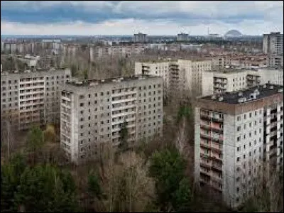 Dans quel pays trouve-t-on la ville fantôme de Prypiat ?