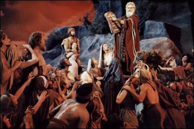 Qui incarne le pharaon dans ''Les Dix Commandements'' en 1956 ?