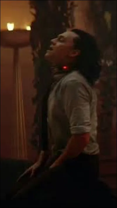 Prisonnier d'une boucle temporelle, quel personnage répète sans cesse la même chose à Loki ?