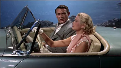 Quel film d'Alfred Hitchcock se passe sur la Côte d'Azur ?