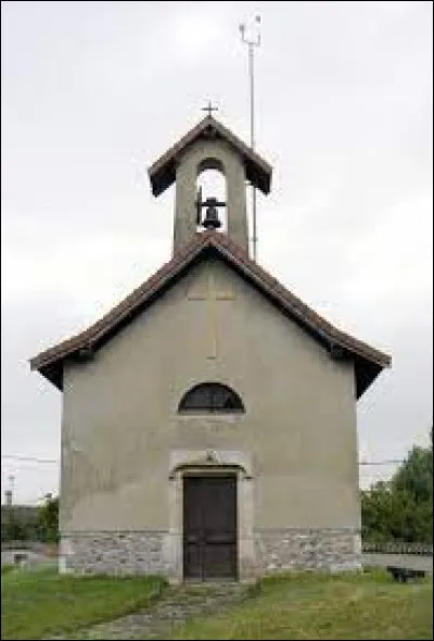 Voici la chapelle Saint-Ours, à Jannneyrias. Commune Iséroise, elle se situe en région ...