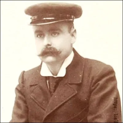 Quel véhicule inventé au XIXe siècle doit son nom actuel à une marque déposée par les frères Eugène et Michel Werner ?