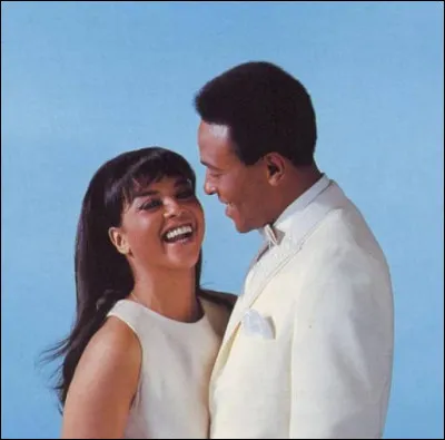 Avec qui Marvin Gaye interprète-t-il ''Aint No Mountain High Enough'' en 1967 ?