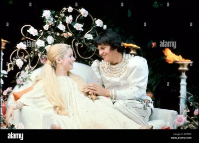 Qui est le réalisateur du film "Peau d'Âne" dans lequel Catherine Deneuve joue le rôle principal ?