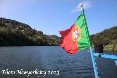 Porto est la ville symbole de la vallée du Douro au Portugal.