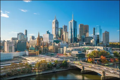 Melbourne est la ville la plus peuplée d'Australie.