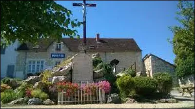 Je vous propose de rester en Nouvelle-Aquitaine et de partir à Mairé. Commune de l'aire d'attraction Châtelleraudais, elle se situe dans le département ...