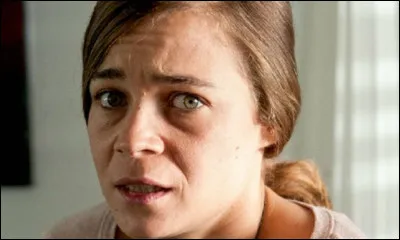 Dans quelle série Canal + , Blanche Gardin incarne-t-elle le personnage d'Hélène ?