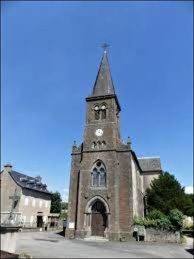 Nous terminons notre balade au pied de l'église Sainte-Julitte, à Sainte-Juliette-sur-Viaur. Village occitan, dans l'arrondissement de Villefranche-de-Rouergue, il se situe dans le département ...