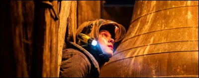 Qui a réalisé le film ''Notre-Dame brûle'' en 2022 ?