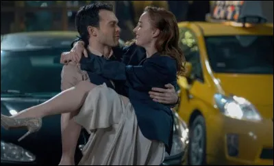 Quel est ce film sorti très récemment sur Netflix ? On y voit un couple qui se déchire quand la jeune femme obtient la promotion espérée par l'homme.