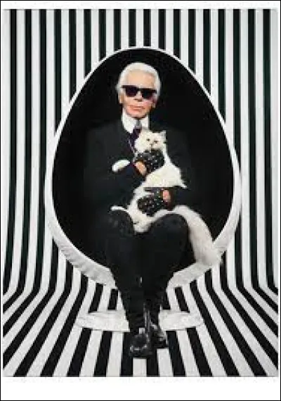 De quelle nationalité était le styliste Karl Lagerfeld ?