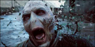 Voldemort est mort le 2 mai 1998 (7e année).