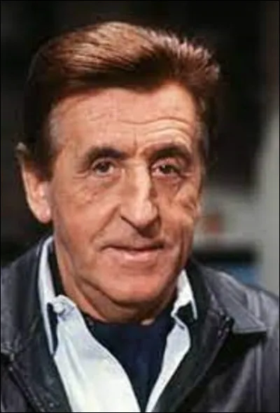 Acteur de cinéma et de théâtre, Jean Lefebvre vit le jour à Valenciennes le 3 octobre 1919 et mourut à Marrakech le 9 juillet 2004. Il disait : ''J'ai tourné tellement de navets que ma carrière ressemble à un potager.'' Dans quel film de la saga des ''Gendarmes de Saint-Tropez'' n'a-t-il pas joué ?