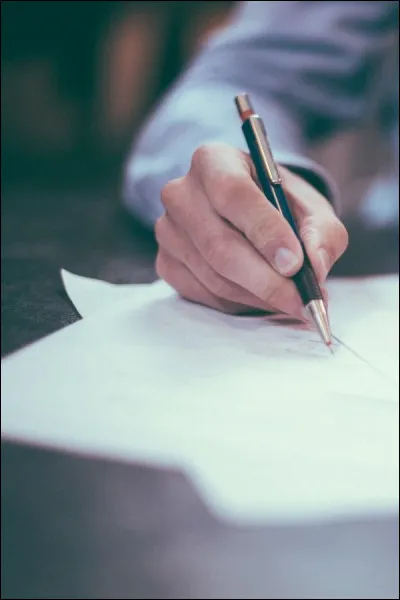 Pour toi, qu'est-ce qu'un stylo ?