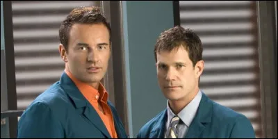 Quels sont les prénoms des deux chirurgiens plastiques de la série ''Nip/Tuck'' ?