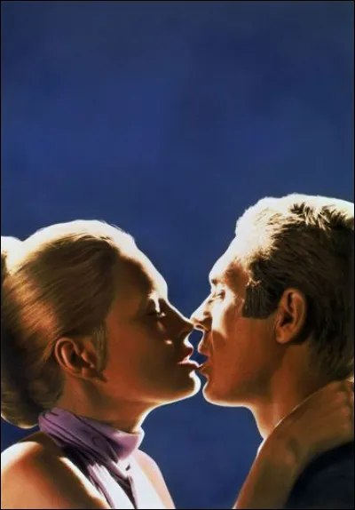 Dans quel film de 1968 Steve McQueen embrasse-t-il Faye Dunaway ?