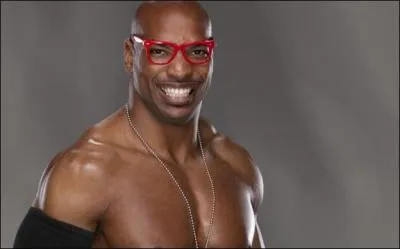 Comment s'appelle l'un de ses finishers ?