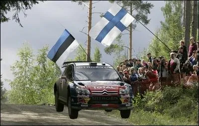 Le rallye de Finlande tait connu sous le nom de rallye des :