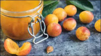 Que faut-il ajouter à "mir" pour obtenir le nom d'un fruit essentiellement cultivé en Lorraine ?