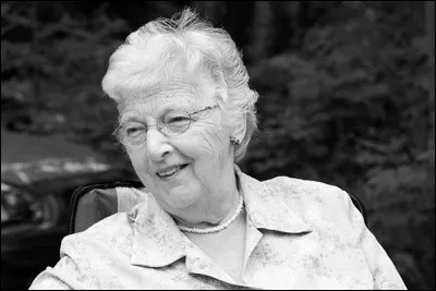 Cette actrice et mondaine américaine dont on se souvient surtout comme survivante du naufrage du Titanic et pour avoir joué dans le premier film basé sur le naufrage, s'appelle...